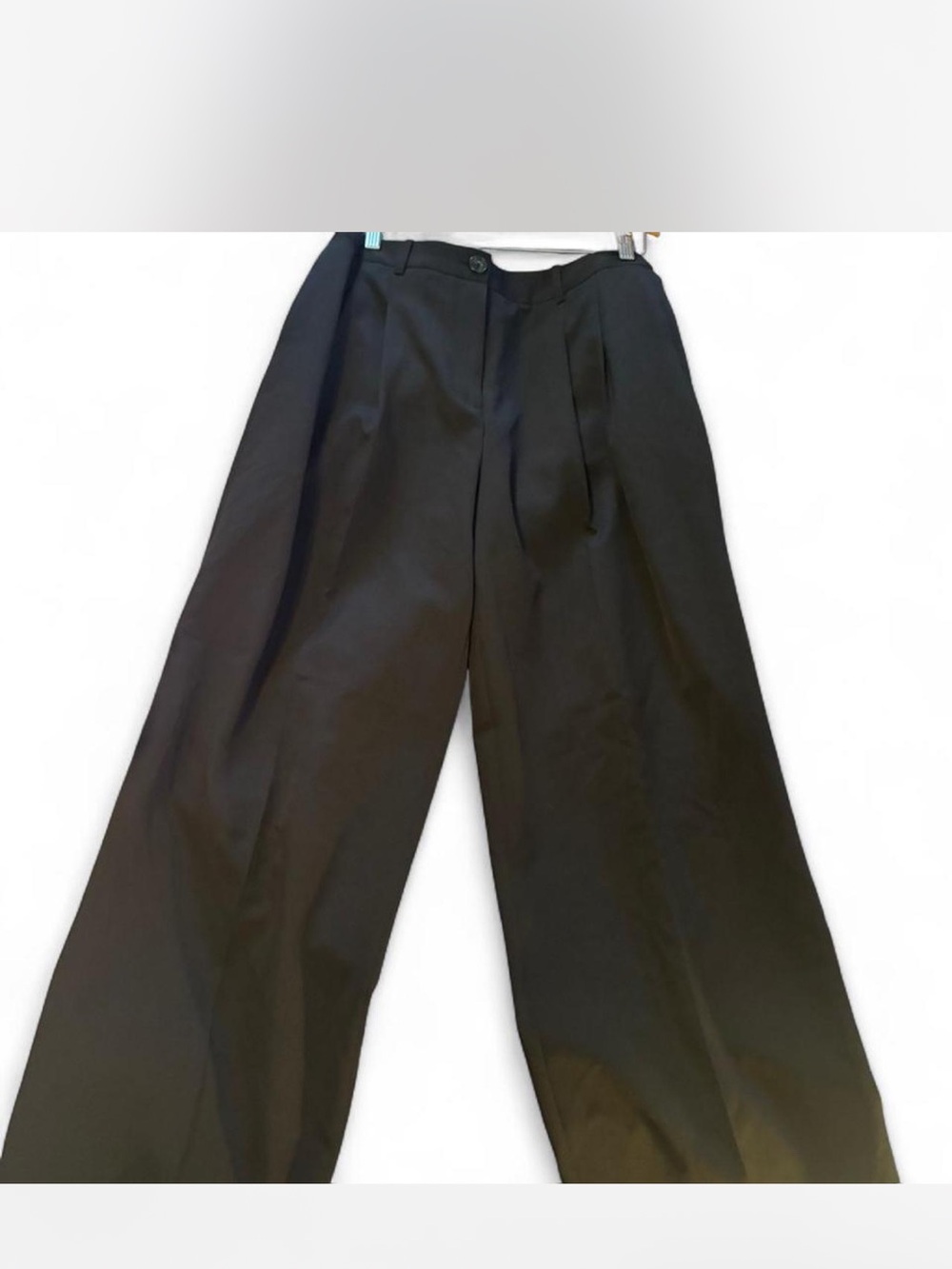 Women’s DKNY high-rise wide leg pleaded trousers never been worn size 8P